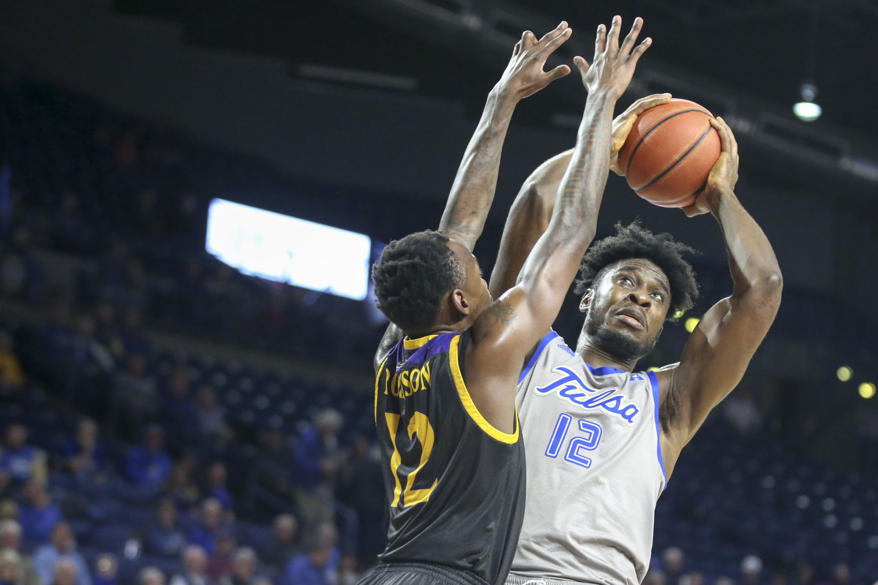 Tulsa Golden Hurricane vs East Carolina Pirates